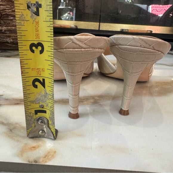 Nine West Women’s Croco Embossed Beige Mules Slides Heels Pumps Size 9.5 - Picture 6 of 9